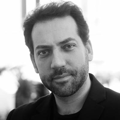 Pierre Charles, professeur de violoncelle et de violoncelle baroque au stage de musique Accordissimo